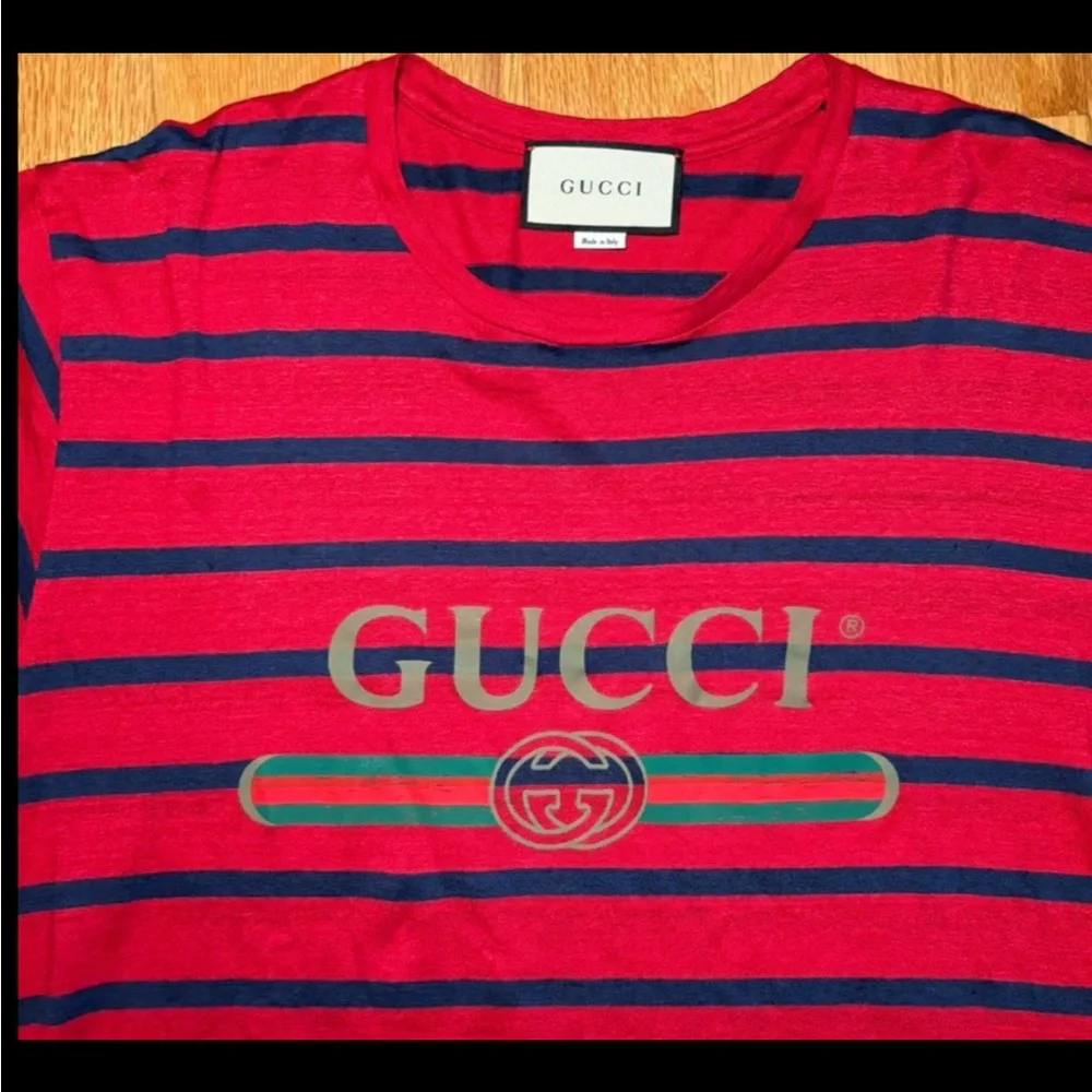 Gucci Red and Navy Striped Tee - Picture 2 of 5